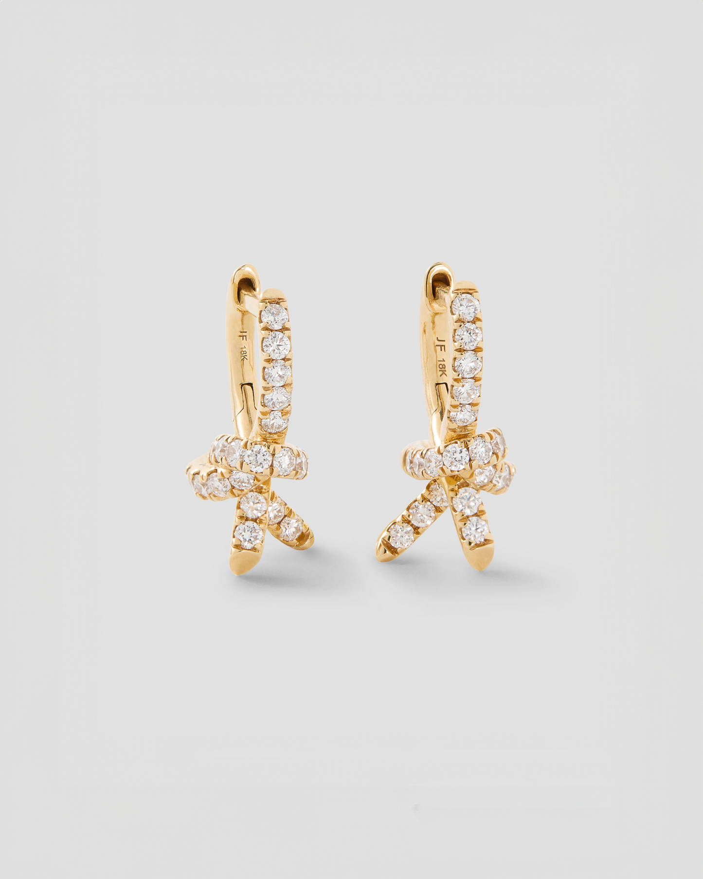 Knot Micro Huggie in 18K Yellow Gold with Pavé White Diamonds