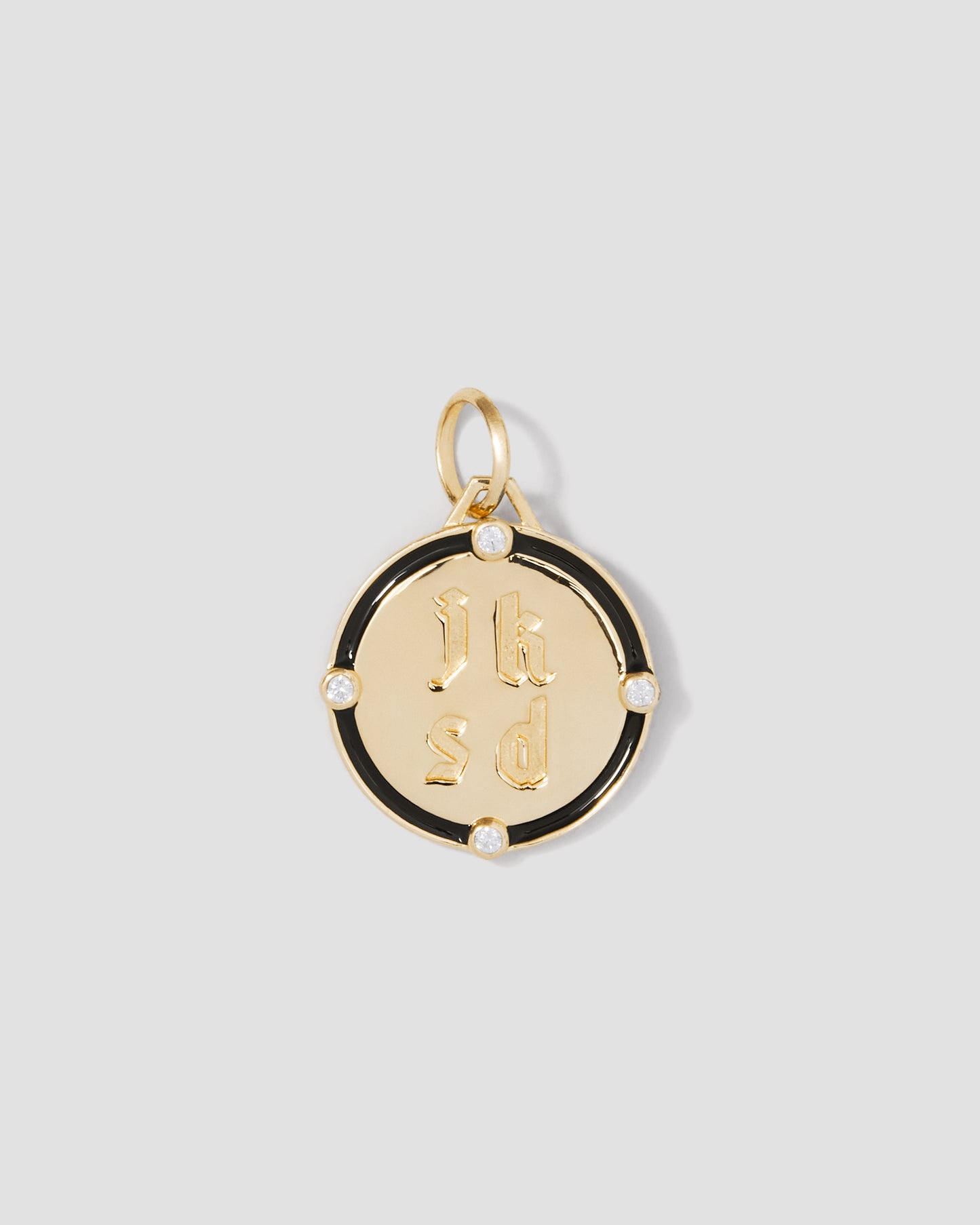 Personalized Circle Charm Homecoming Edition in 18K Yellow Gold