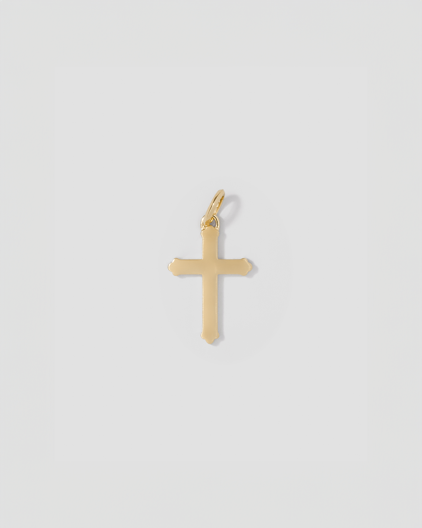 Small Royal Cross in 18K Yellow Gold